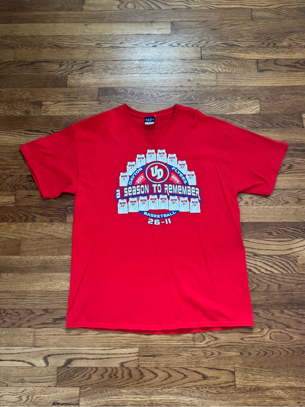 Blue 84 University of Day “A Season to Remember" Graphic Tee, size XL